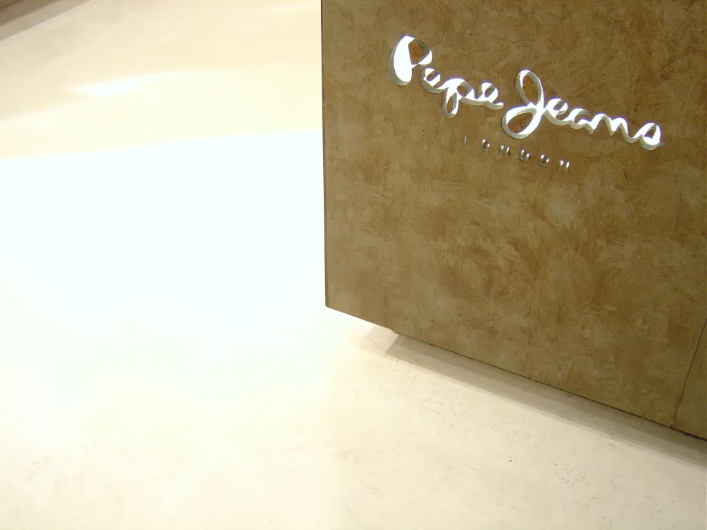 Pepe Jeans · Masterly · obra de Pavindus